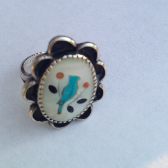 Vintage Zuni Turquoise Bird Inlay Ring – Size 6.5 – Sterling Silver – Signed “T” - Picture 4 of 12